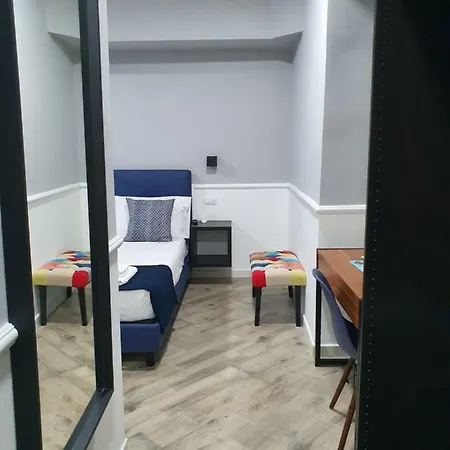 بيت ضيافة Dimorra Boutique نابولي